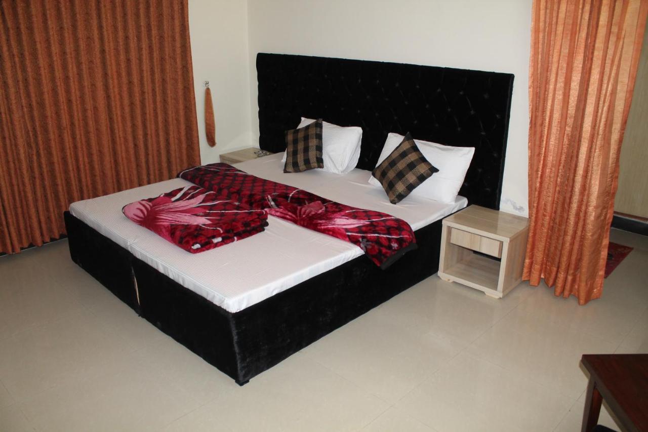 Mudan Residency Hotel Islamabad Exterior photo