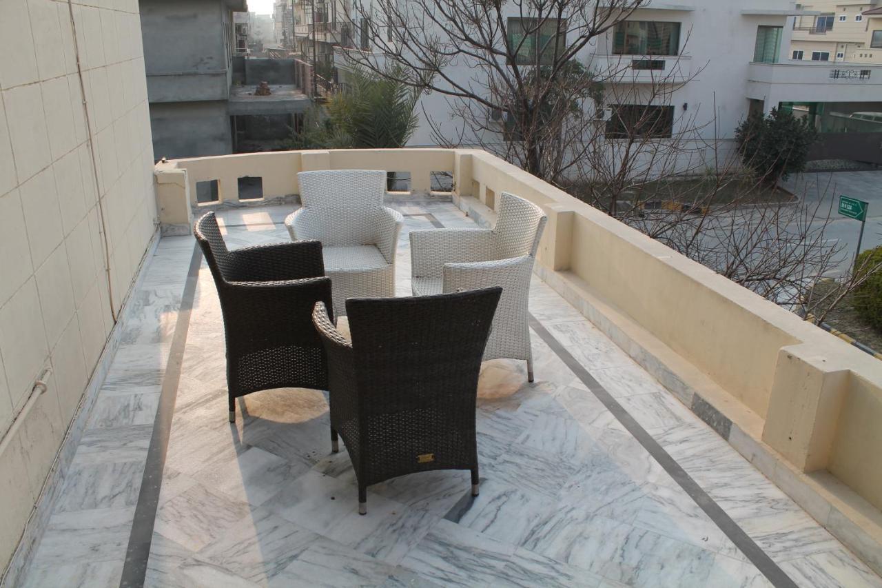 Mudan Residency Hotel Islamabad Exterior photo